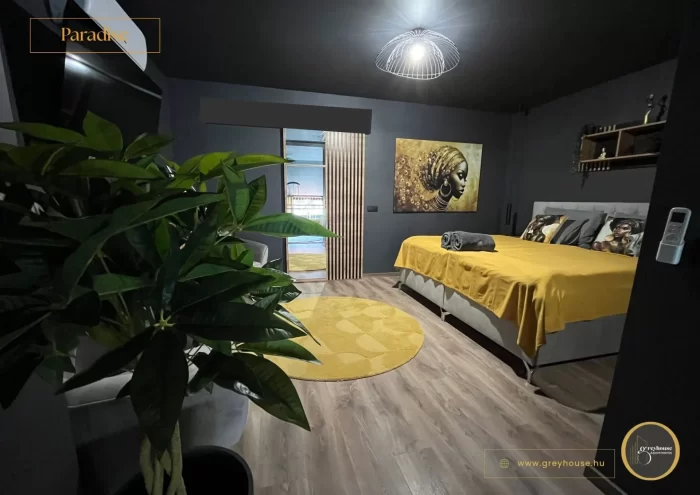 Greyhouse Apartments - Paradise