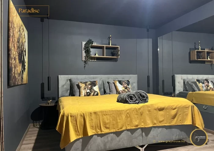 Greyhouse Apartments - Paradise