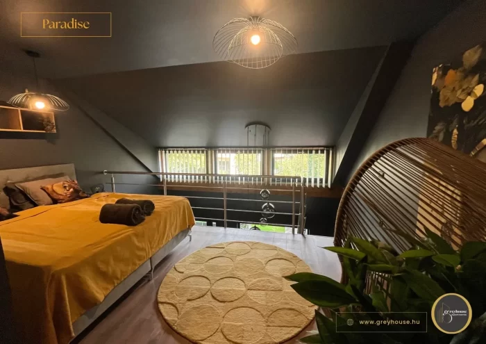 Greyhouse Apartments - Paradise