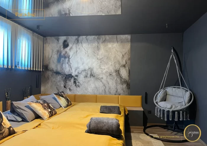 Greyhouse Apartments - Paradise