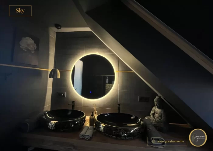 Greyhouse Apartments - Sky